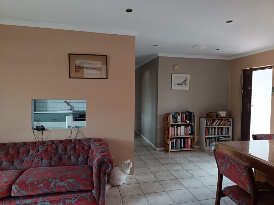 4 Bedroom Property for Sale in Athlone Western Cape